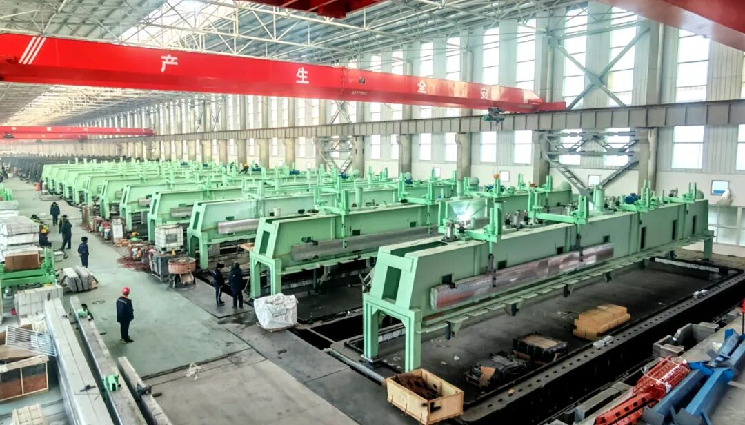 【热度】绿电赋能铝业革命：扎铝二期70台电解槽筑炉工程顺利竣工