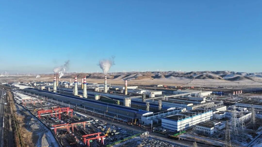 【热度】总投资67.2亿！35万吨绿电铝项目首批电解槽成功通电‌